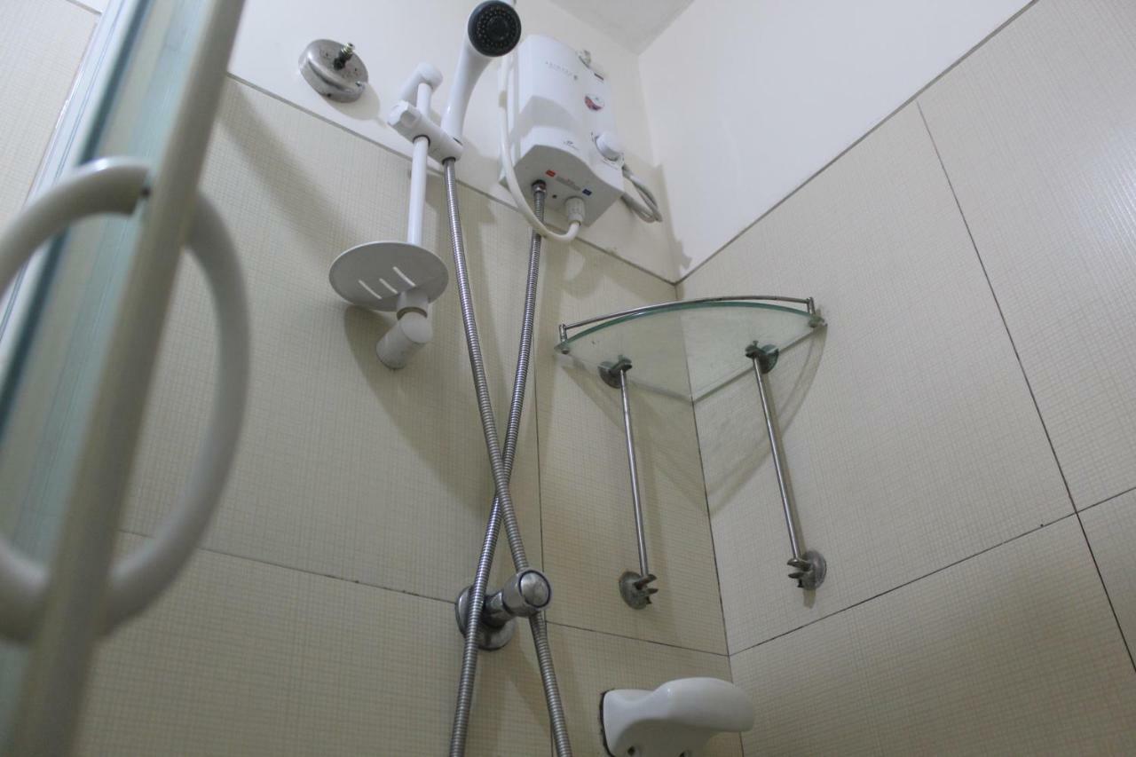 Chateau Elysee A3 Near Airport Wifi Kitchen Paranaque City 外观 照片