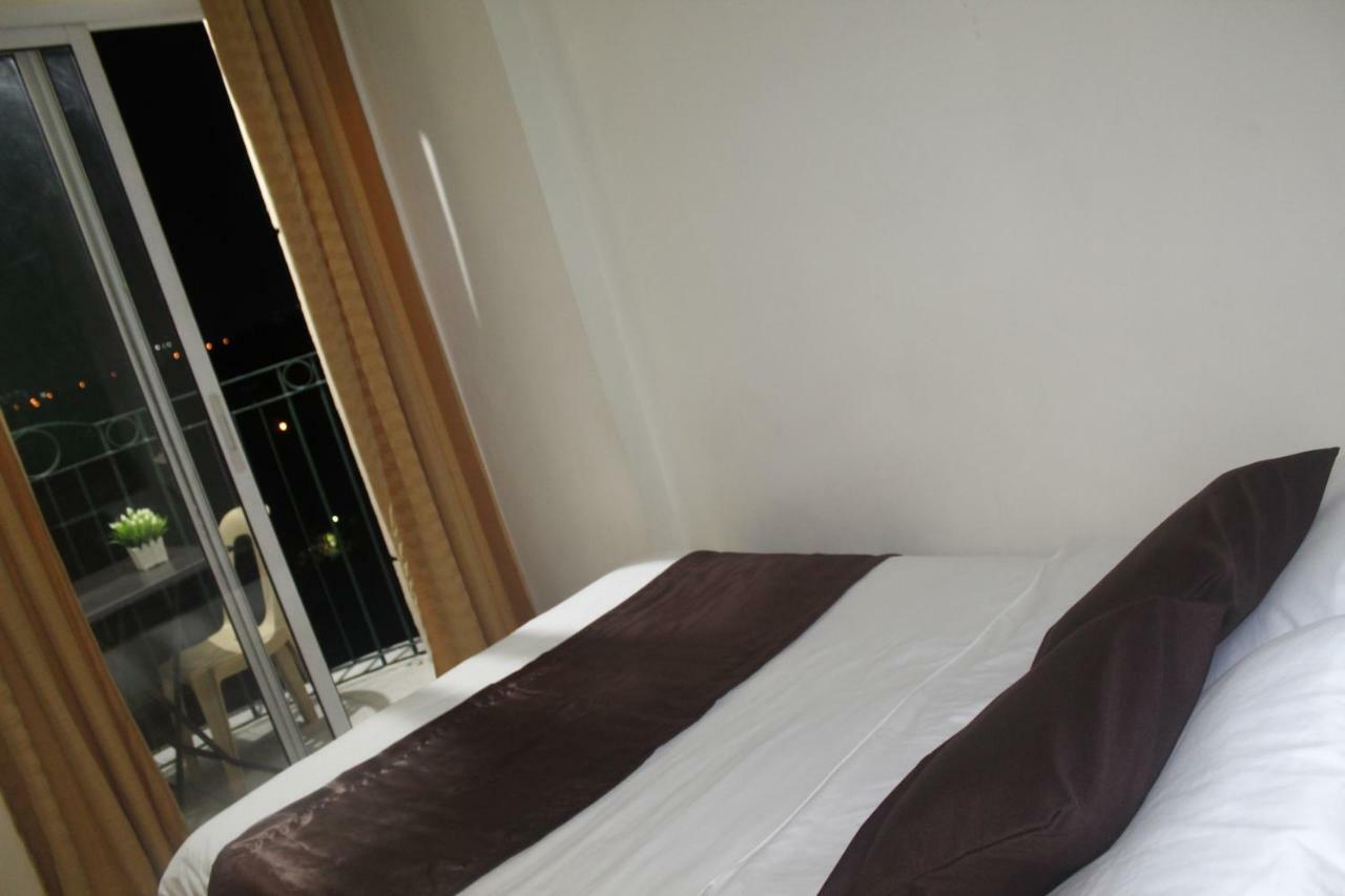 Chateau Elysee A3 Near Airport Wifi Kitchen Paranaque City 外观 照片