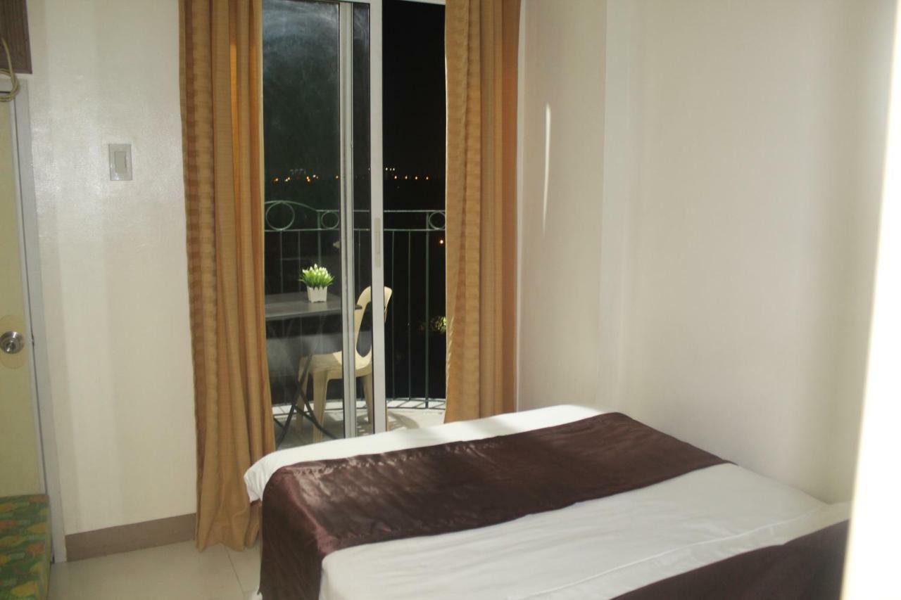 Chateau Elysee A3 Near Airport Wifi Kitchen Paranaque City 外观 照片